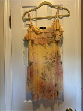 Madden NYC Pale Yellow Floral Ruffle Mini Dress Large